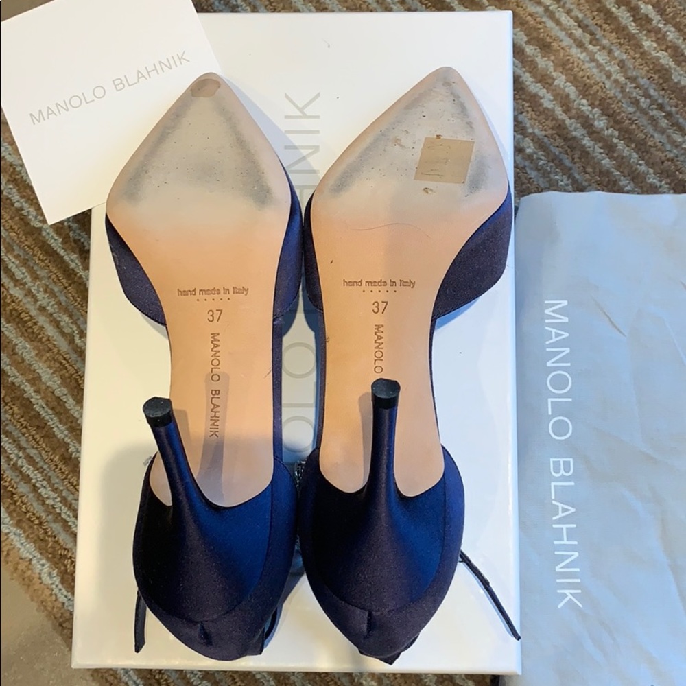 Like New Manolo Blahnik Navy Satin Crystal Pumps - Picture 7 of 8